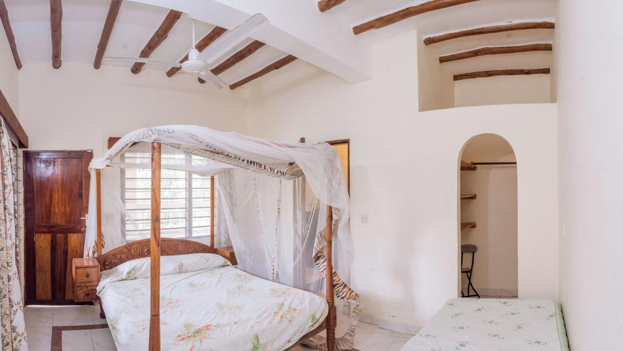 Kijani Cottages In Diani Praia de Diani Exterior foto