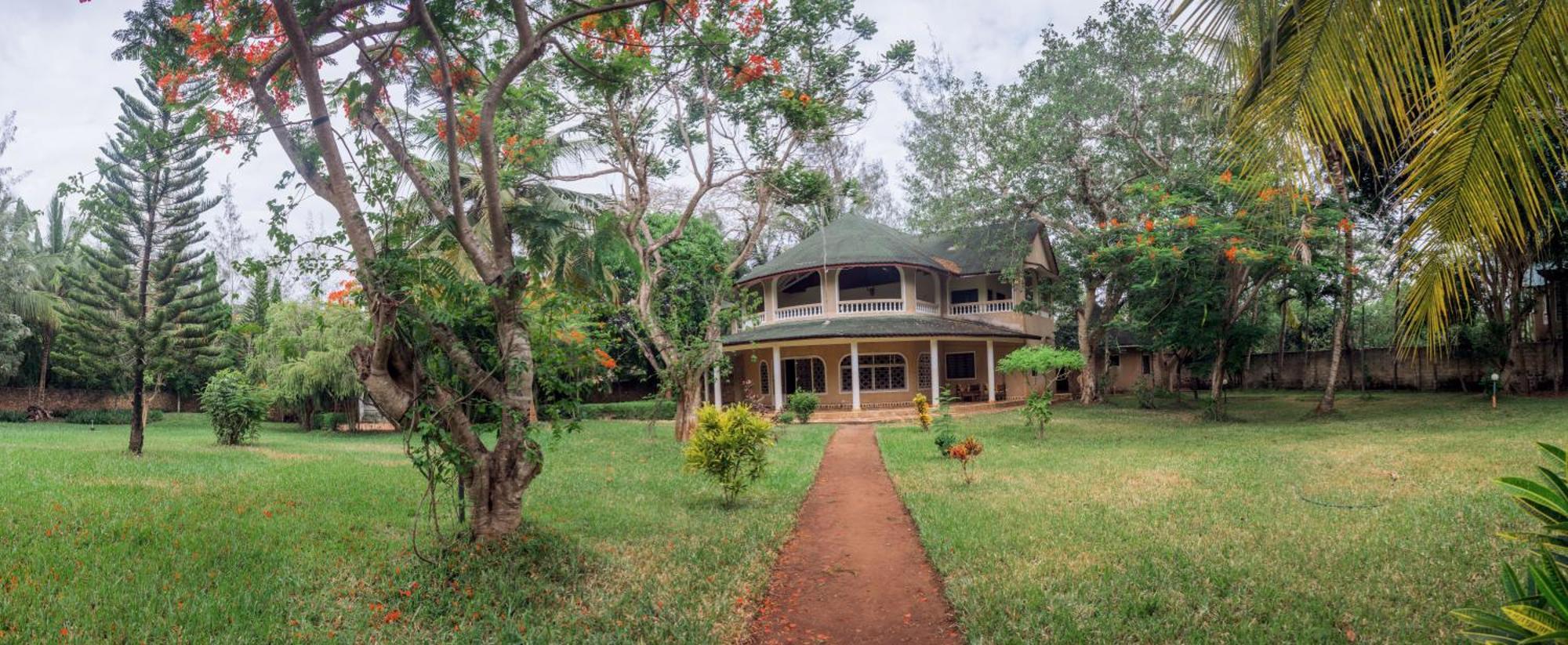 Kijani Cottages In Diani Praia de Diani Exterior foto