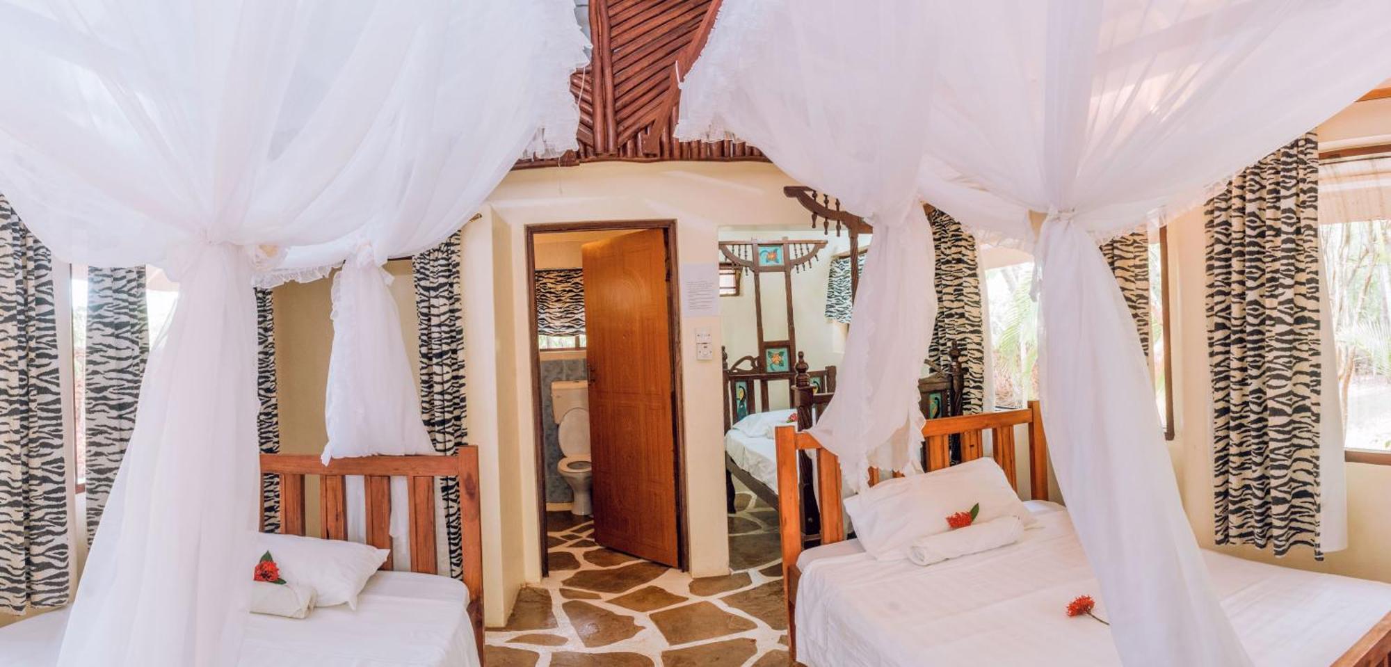 Kijani Cottages In Diani Praia de Diani Exterior foto